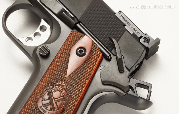 M1911の心臓部とも呼べる各操作系部分。