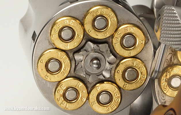 このモデルは7連発