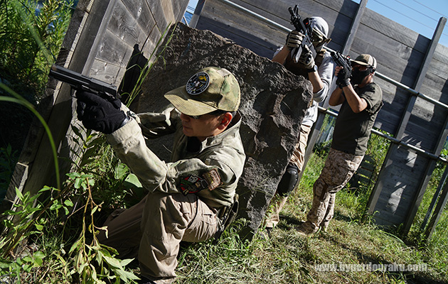 バリケードを味方に