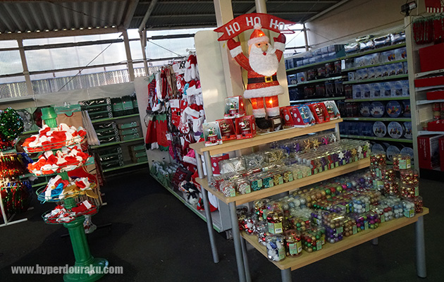 クリスマスの飾りつけ