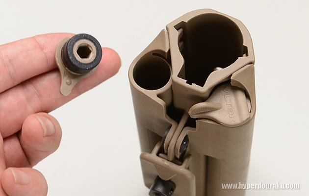 コンパートメントスペースの蓋