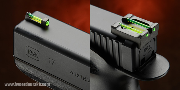 周囲の光を集めて光るアクリル棒をサイトのドットに使用する