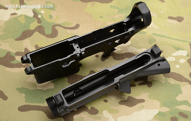 内部は電動ユニットが入る