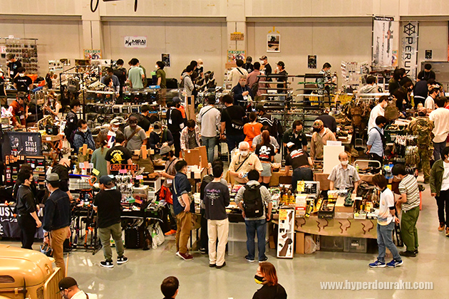 実際に品物を手にして