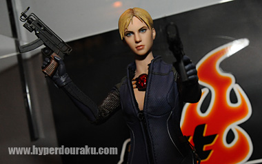 ホットトイズのバイオハザード５ ジル・バレンタインのフィギュア