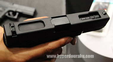 スライド後部上面