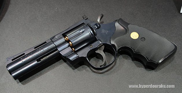 発売はパイソンから