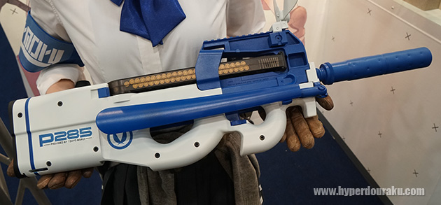 ブルーとホワイトのコントラスト