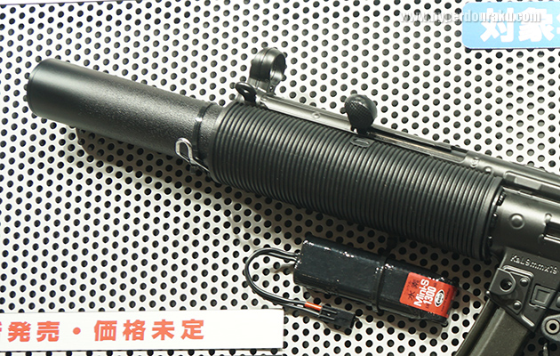 コッキングハンドルの角度