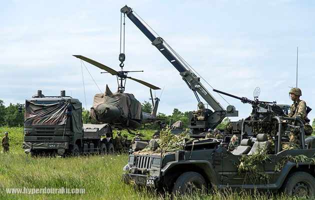 M2重機を搭載した1/2tトラック