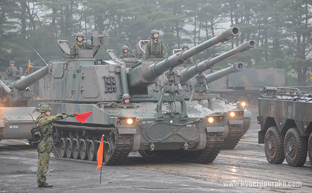 99式自走155mmりゅう弾砲