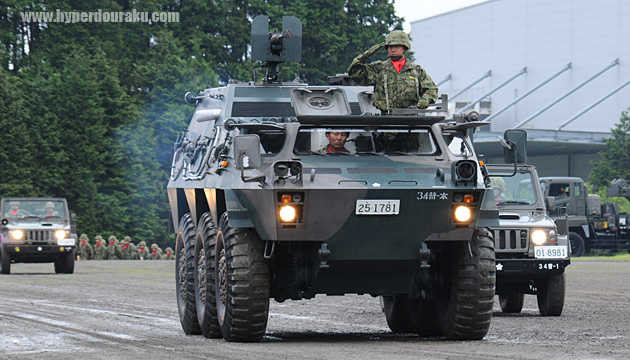 本部管理中隊所属の82式指揮通信車