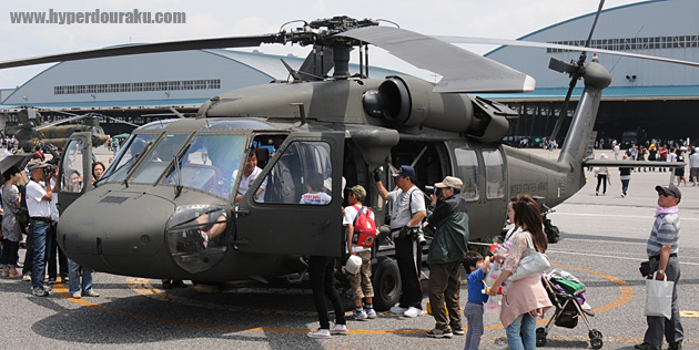 座間基地所属のUH-60