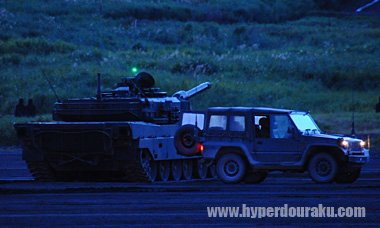 演習場に夜の帳