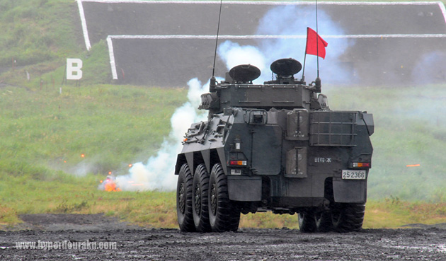 25mm機関砲を射撃