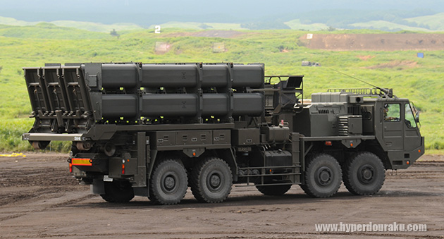 キャニスターが角型断面