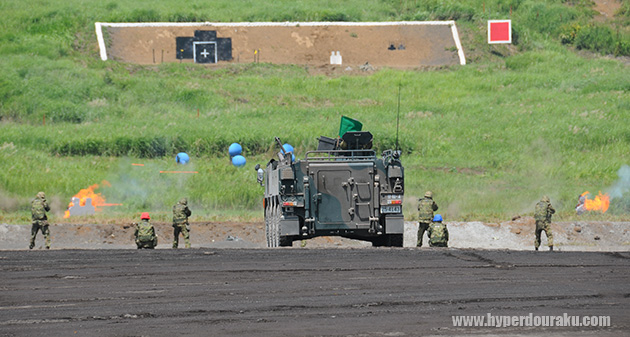 89式小銃で近接ターゲットに射撃