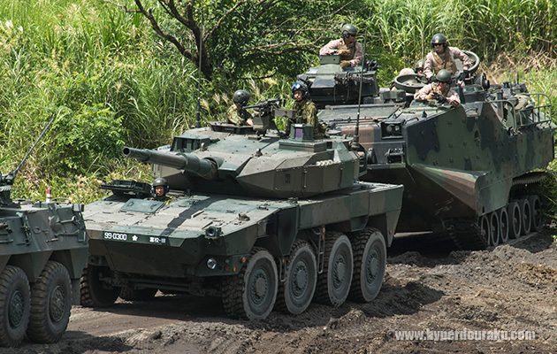 機動戦闘車　AAAV7