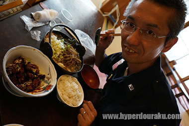 アツアツのほうとうとB級グルメのナンバー1に輝いた鳥もつ