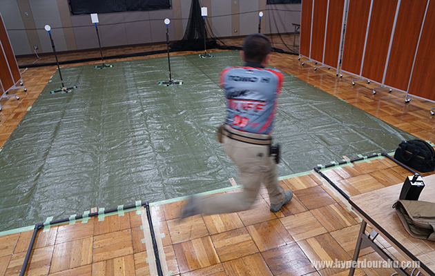 枚のプレートをいかに早く撃つか