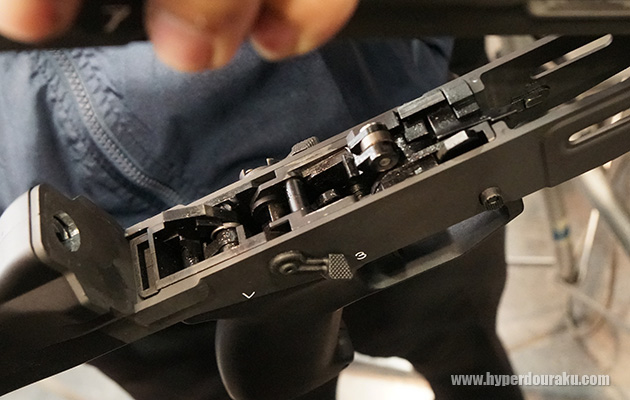 ロアレシーバーの内部