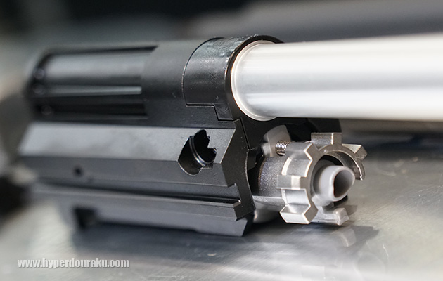 ボルトキャリア