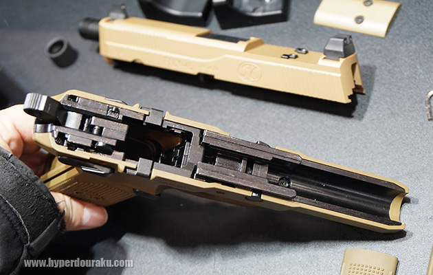 インナーシャーシ