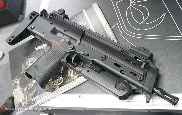 サイズはフルスケール