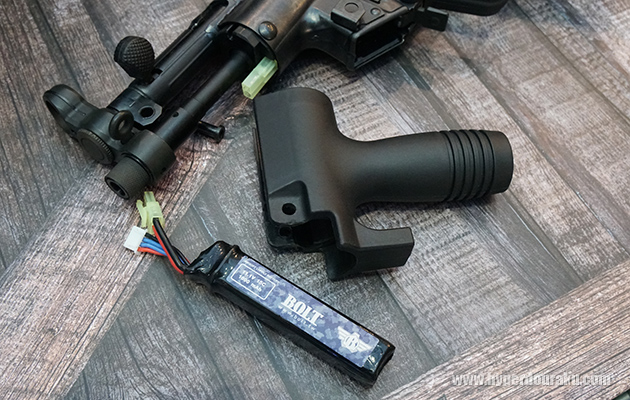 バーティカルフォアグリップ