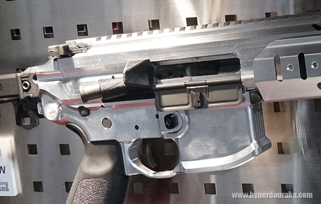 マガジンハウジング形状