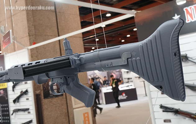 ストックとグリップ