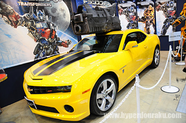 シボレー新型カマロ　トランスフォーマー