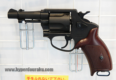 ポリスリボルバー