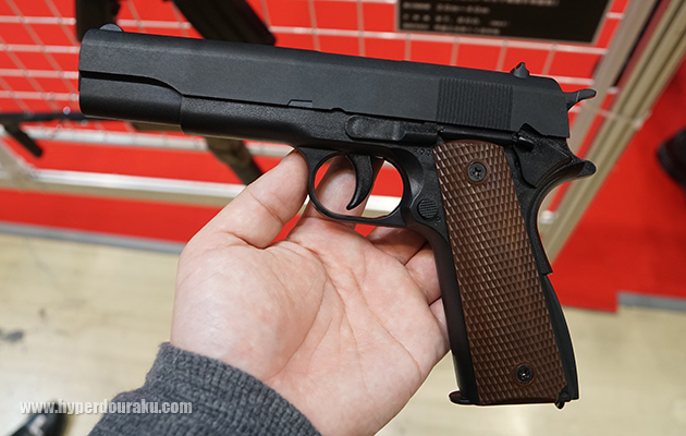 ガバメントモデルのコッキングエアガン