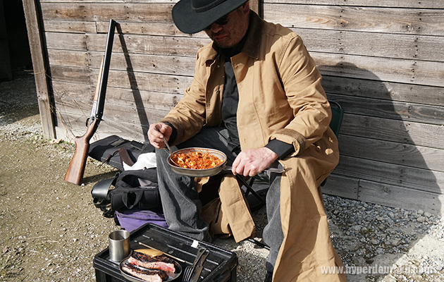 西部劇風のランチ