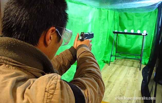 特設レンジで試射