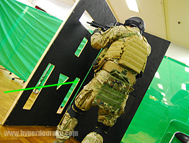 ステージ右の障害物へ移動