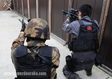 銃器の取り扱い基本を学ぶ