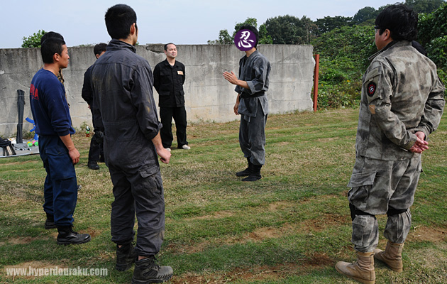 しゃべりも軽快で楽しい先生