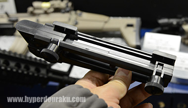 キャリングハンドル