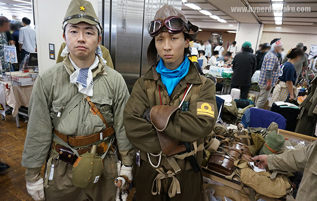 旧日本軍のコスプレーヤー