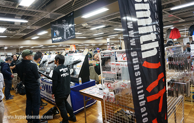 お隣はGunsmithバトン