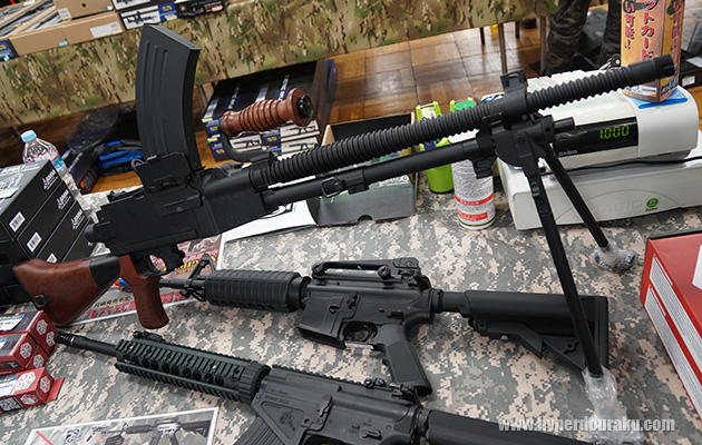 東京ガンモール