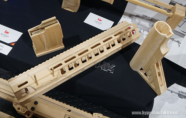 ハンドガードやストック