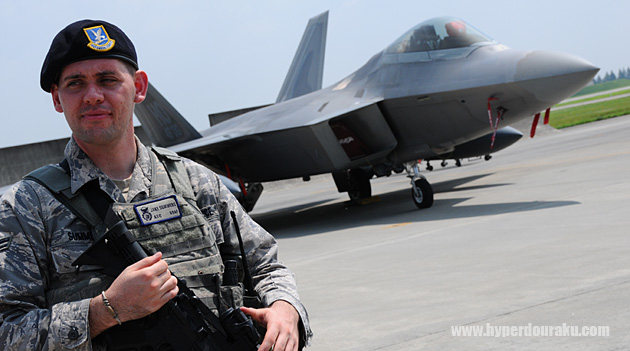 警備兵がガードを固める