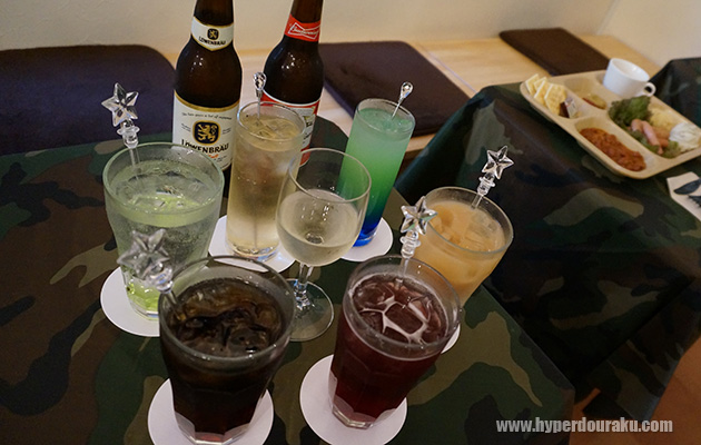 ドリンクもこの期間中はWoTをイメージ