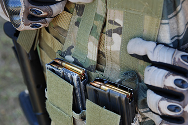 実銃のM4マガジンを2本