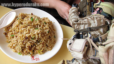 乙夜さんはチャーハン