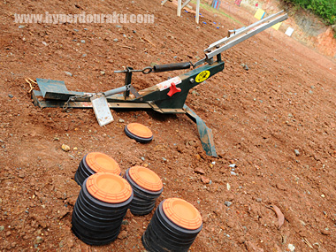 足踏み式のクレーターゲット射出機