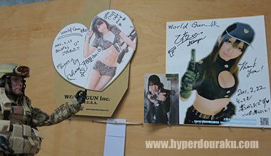 乙夜さんと相原みぃちゃんのサイン色紙